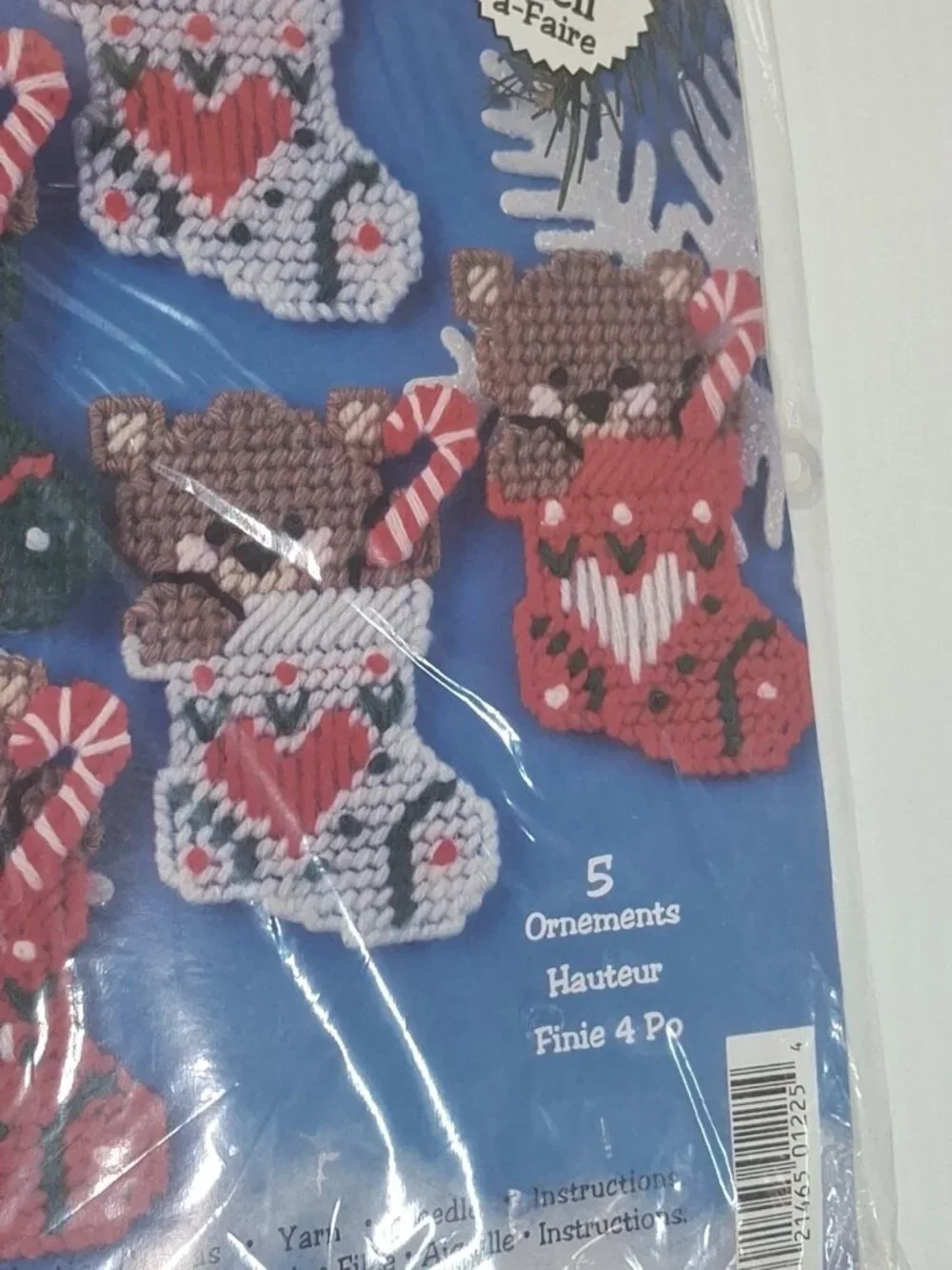 Vtg Plastic Canvas Ornament Kit 4 Patterns NMI #1225 -Bears In Stockings -NOS